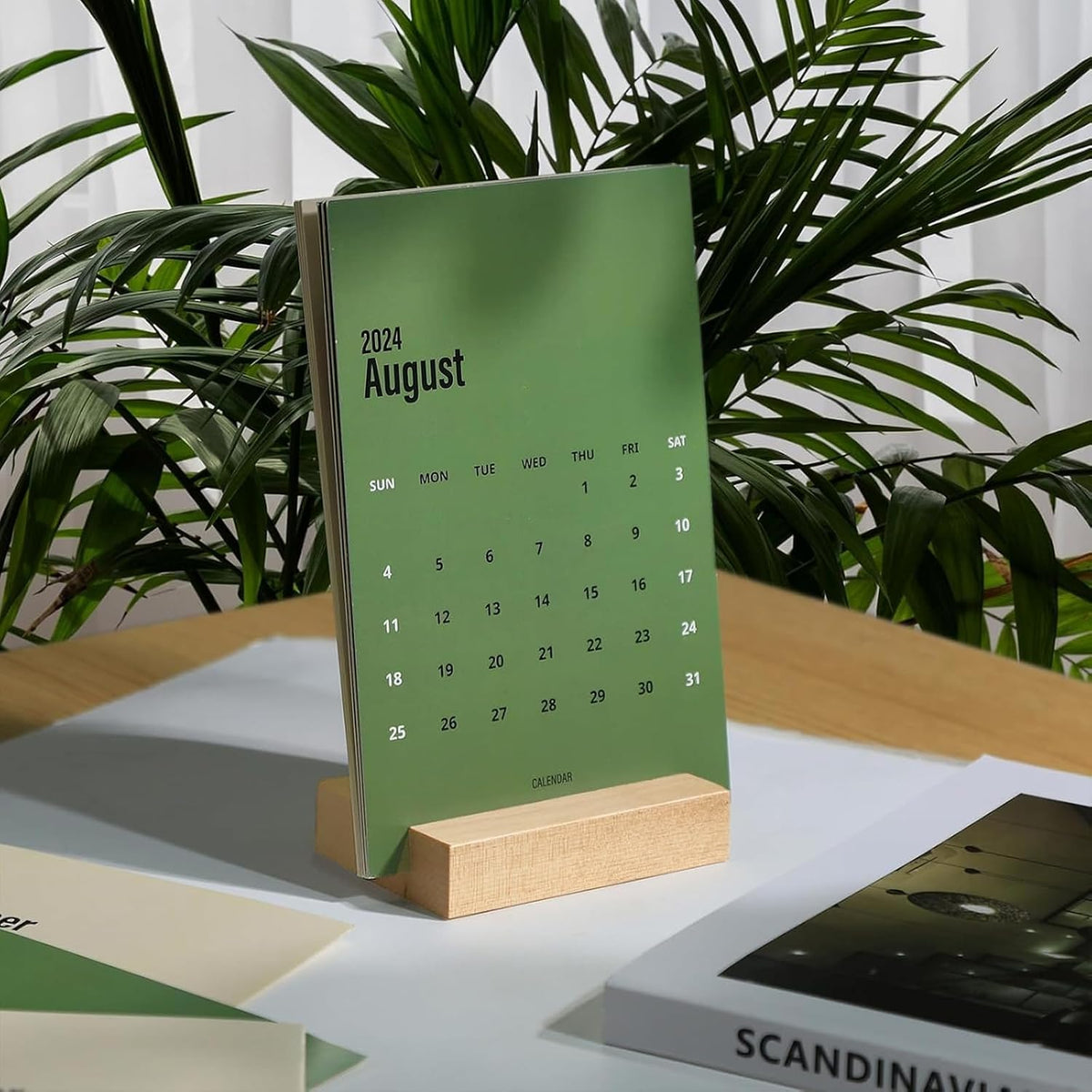 UNIQOOO 3.5" Birch Wood Stand for Monthly Desk Calendar, Wooden Block Base, Cardstock Holder, For Office Home Retail Reception Decor, Photo Display, 10 Pack