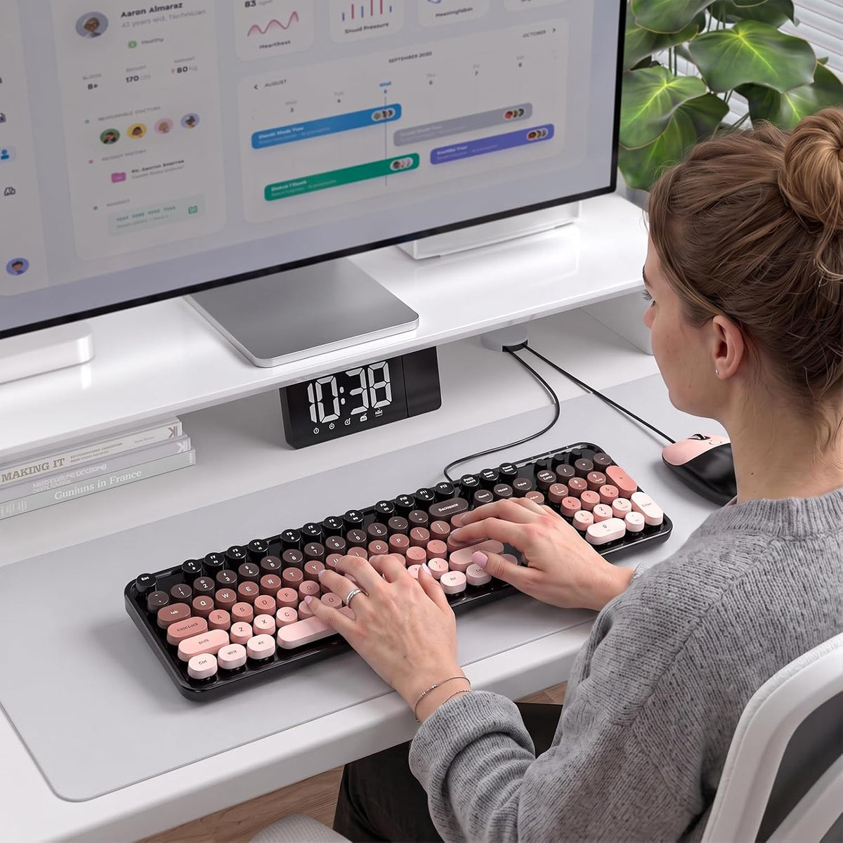 MOFII Wired USB Keyboard and Mouse Combo,Full Size Retro Keyboard Cute Mice