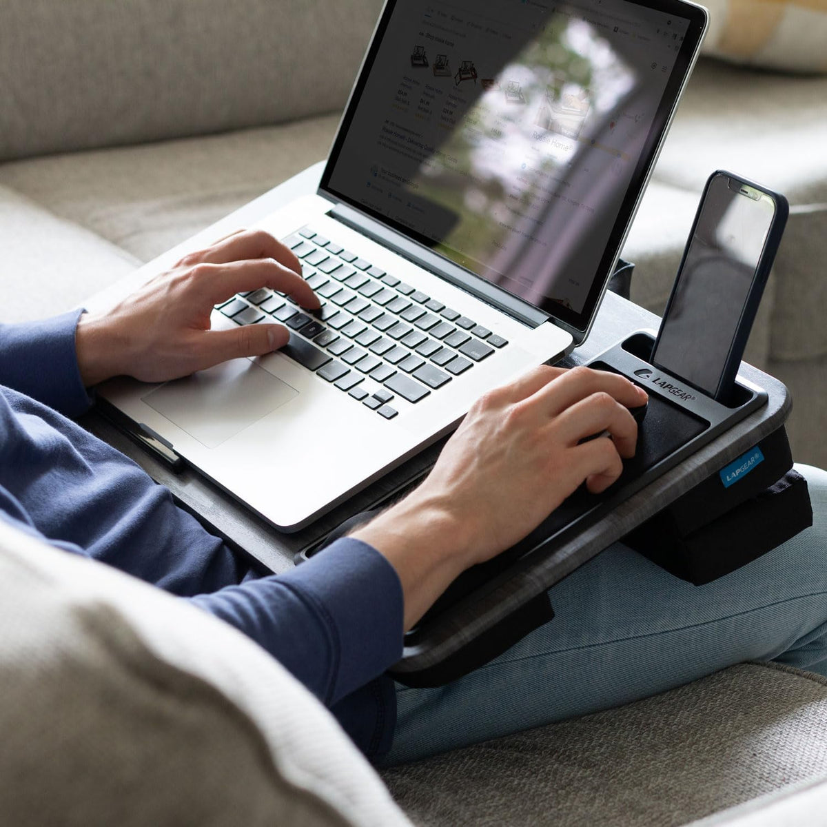 LAPGEAR Extra Large Adjustable Lap Desk – Black Carbon, Fits 17.3" Laptops