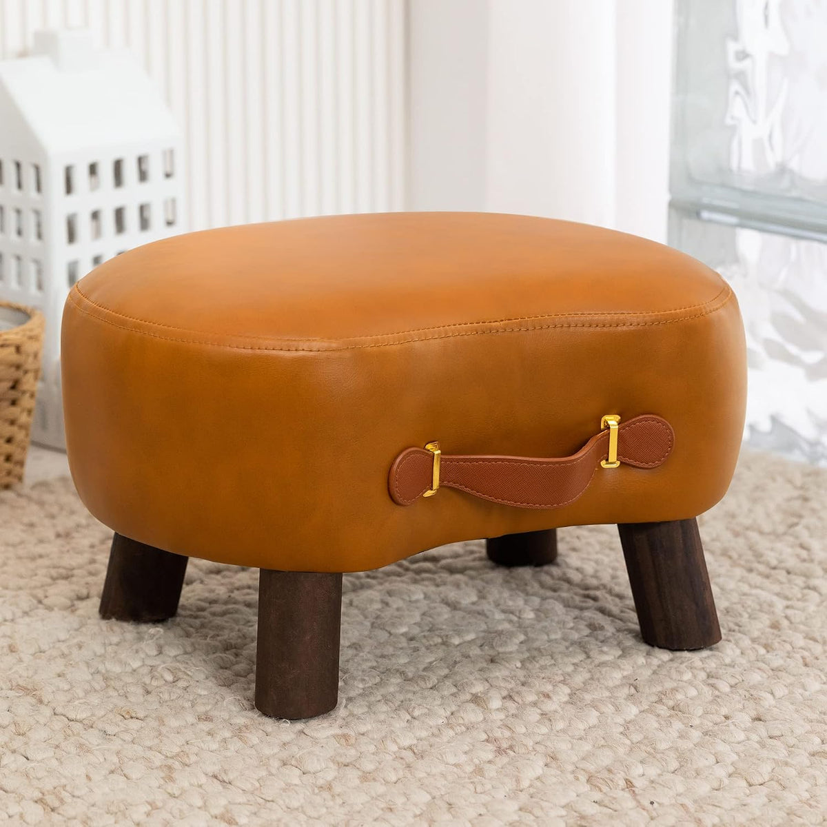 LUE BONA Small Curved Foot Stool with Handle, Whisky Brown Velvet Footstool and Ottomans, Modern Foot Rest with Wooden Legs, Step Stool with Padded Seat for Couch, Living Room