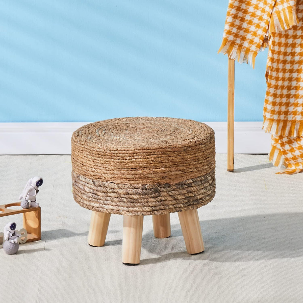 Cpintltr Ottoman Outdoor Sea Grass Stool Poufs Hand Woven Round Foot Stool for Sofa Desk Soft Step Stool Padded Foot Rest Multiple Colors Decorative Furniture Natural/Brown