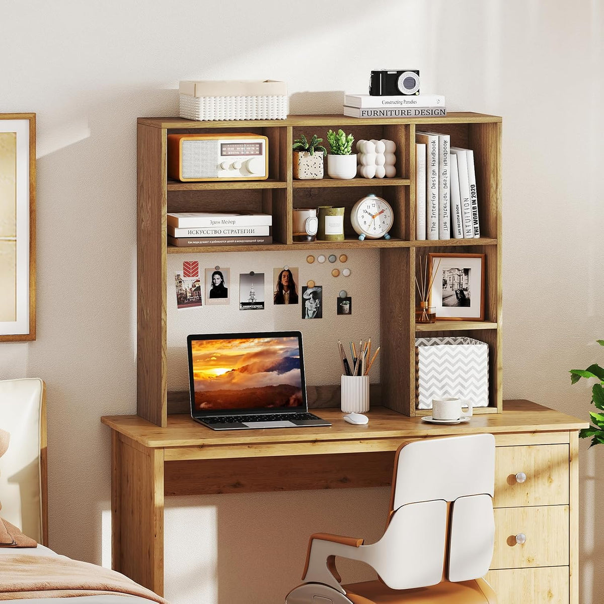 MAT EXPERT Wooden Desktop Bookshelf, Countertop Desk Hutch w/ 7 Cubes & Adjustable Shelves, Anti-toppling Kits, Table Top Organizer Shelf Fits Monitors up to 27” for Dorm, Office, Study (Natural)