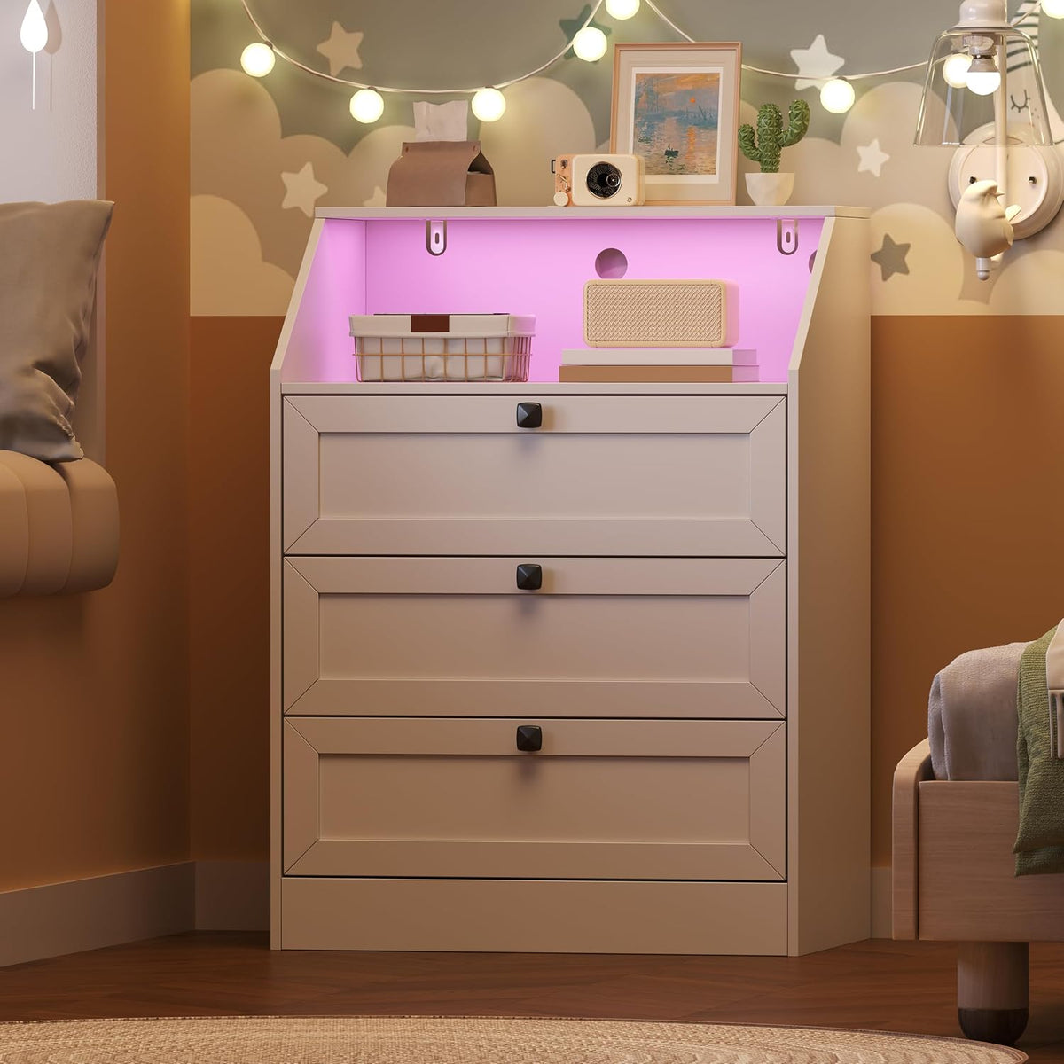 Wodeer White Dresser 3 Drawer Nightstand, Wood Night Stand with LED Lights, Charging Station, Metal Handles, Modern Storage Cabinet and Organizer Drawers for Living Room, Hallway