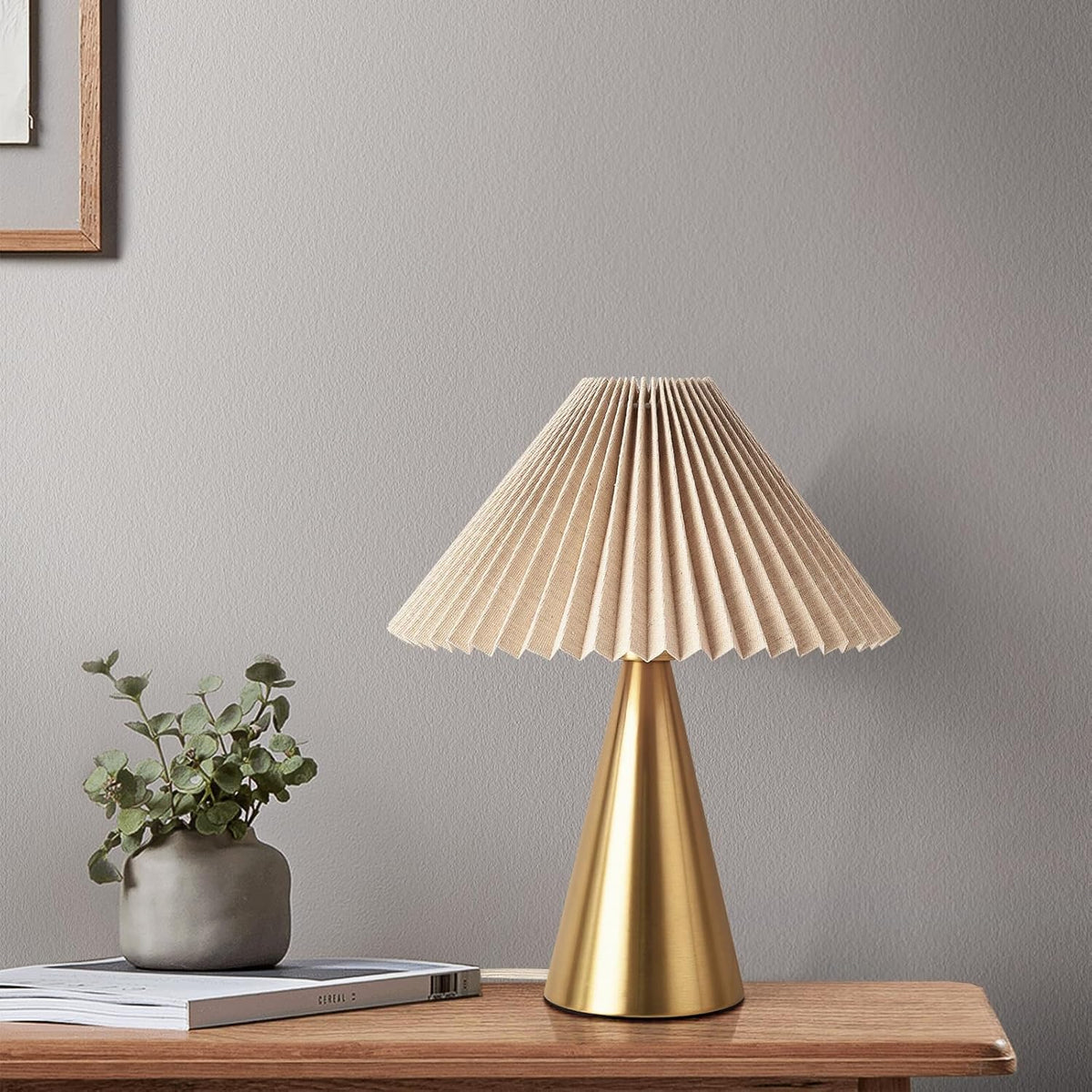 Ziqqeelam Gold Small Table Lamp, Cute Table Lamp, Pleated Table Lamp,Brass Gold Bedroom Lamps for Nightstand, Small Scalloped Lamp Shade Table Lamps for Small Spaces for Bedroom,Living Room