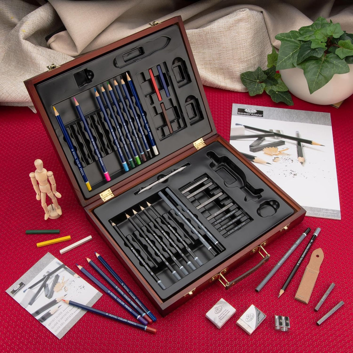 ROYAL BRUSH RSET-DS2030 45 Piece Sketch & Drawing Wooden Box Art Set